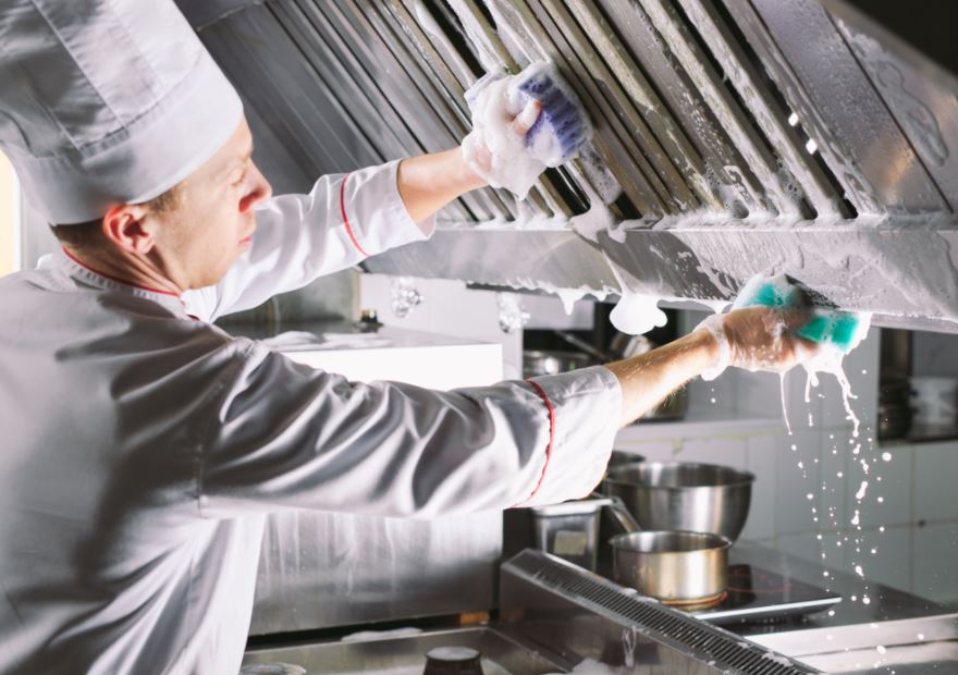 اهمیت نگهداری تجهیزات آشپزخانه های صنعتی