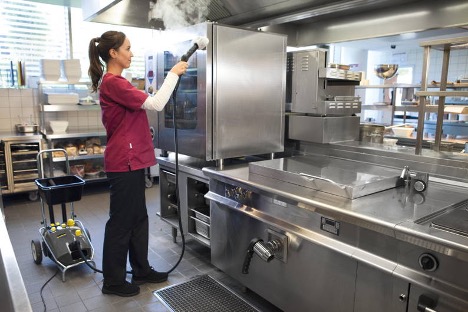 اهمیت نگهداری تجهیزات آشپزخانه های صنعتی